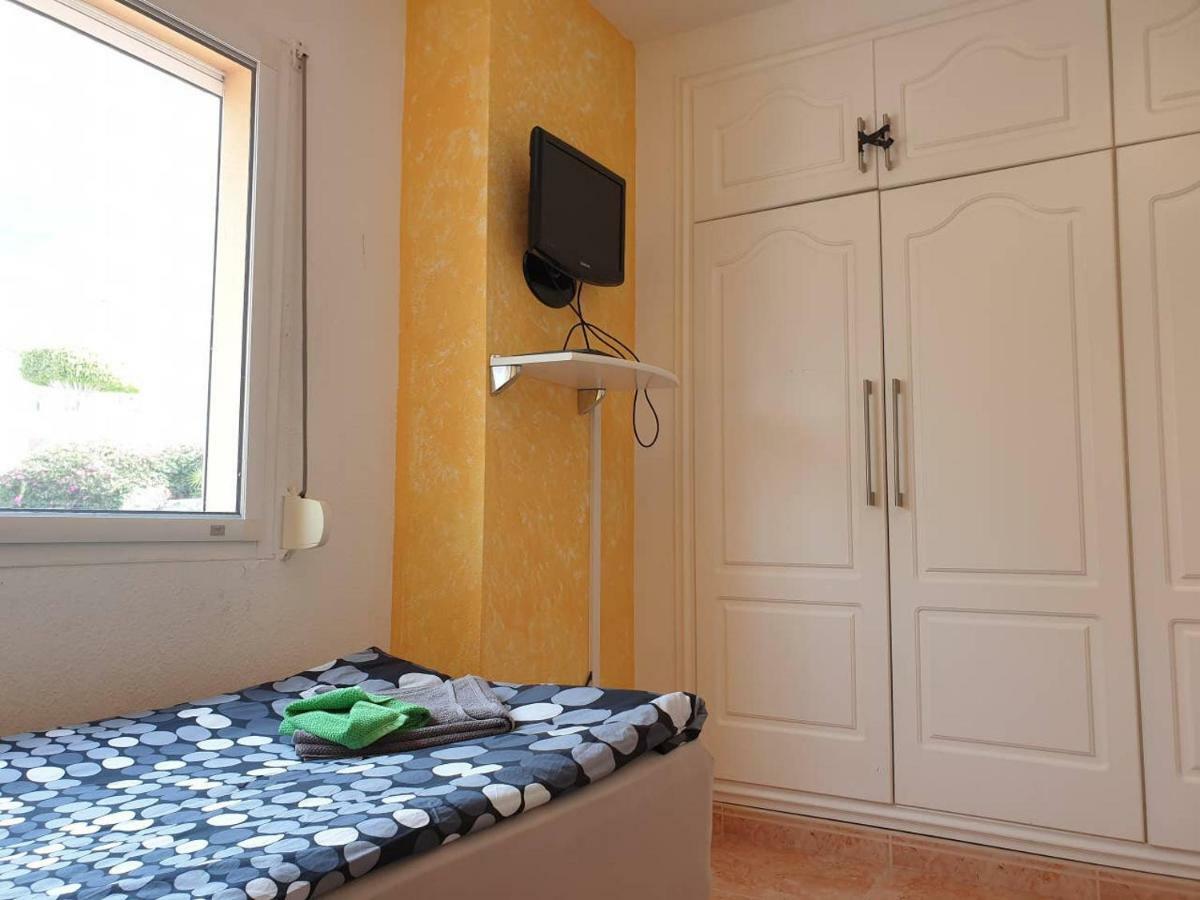 Villa Roque Del Conde With Private Pool, Terrace With Fantastic Sea Views, Wifi, Garden, Garage Adeje Exterior foto