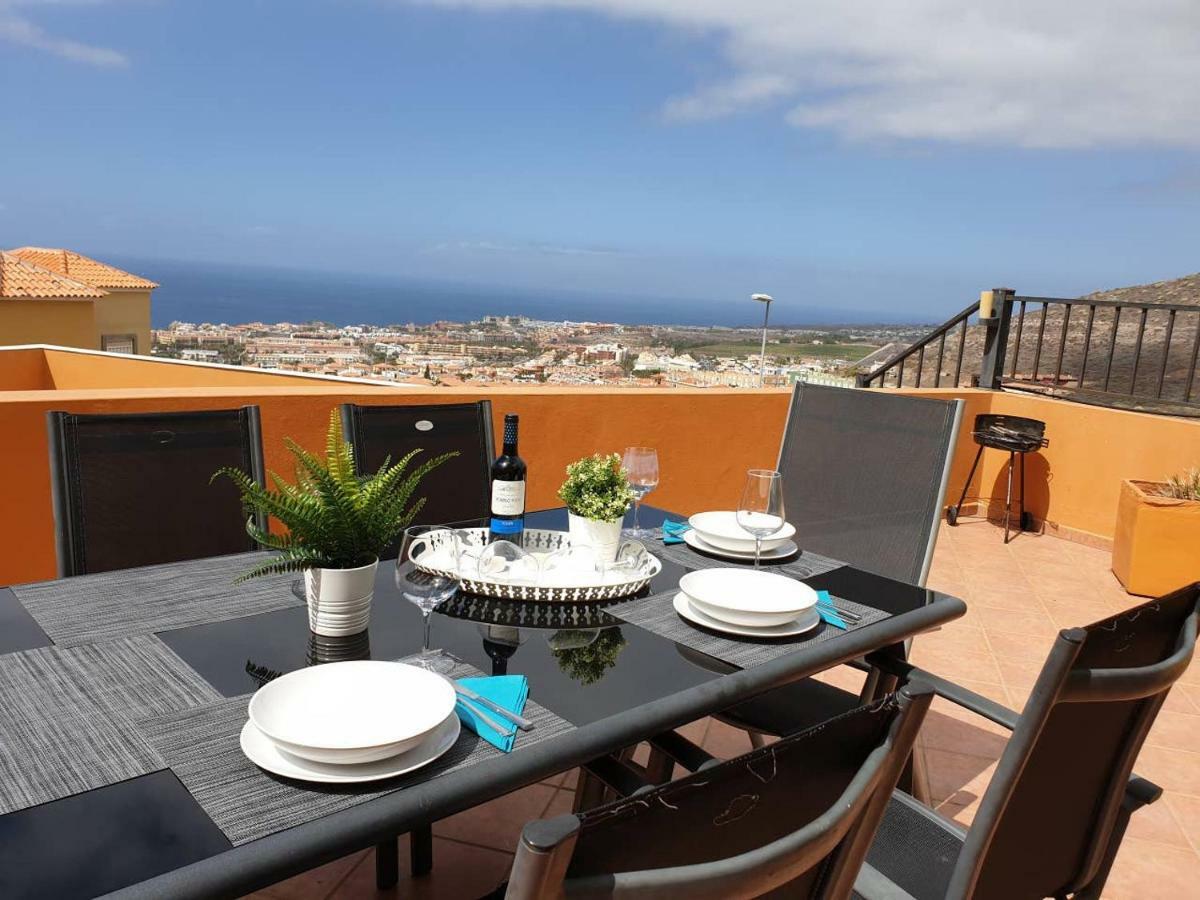 Villa Roque Del Conde With Private Pool, Terrace With Fantastic Sea Views, Wifi, Garden, Garage Adeje Exterior foto